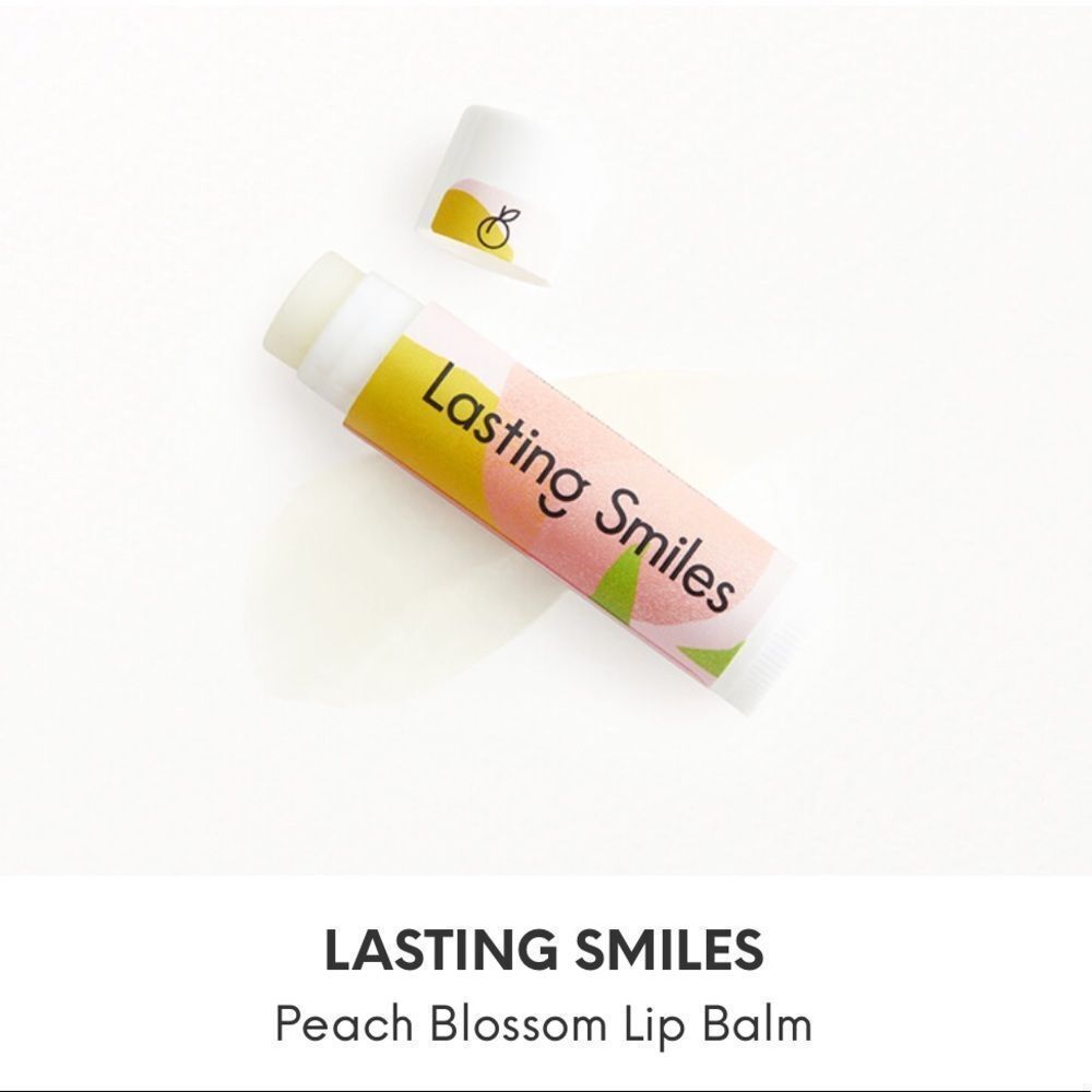 5/$25💜 Lasting Smiles Peach Blossom Lip Balm